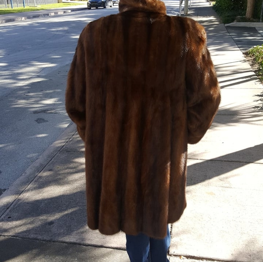 Bison Coat - Picture 2 of 4